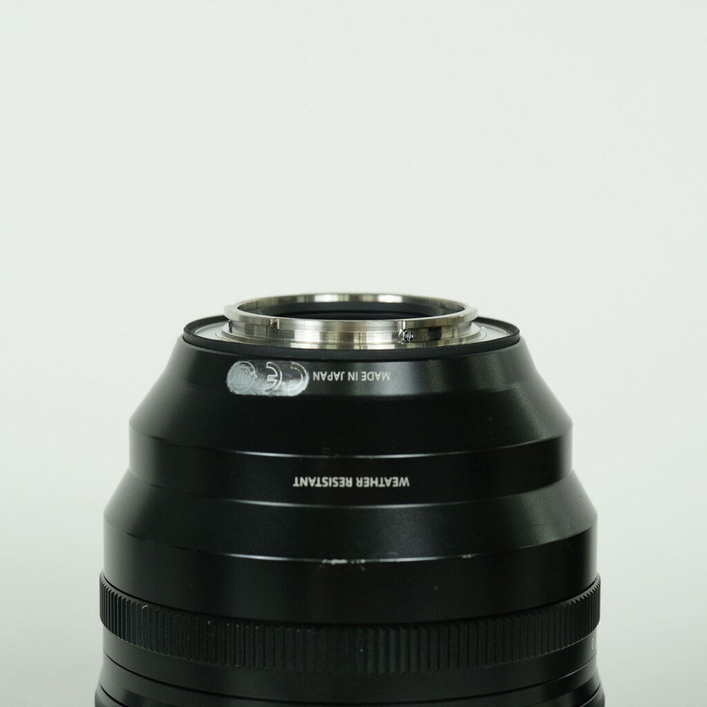 FUJIFILM XF50mmF1.0 R WRの出品 | ONE SCENE（ワンシーン）