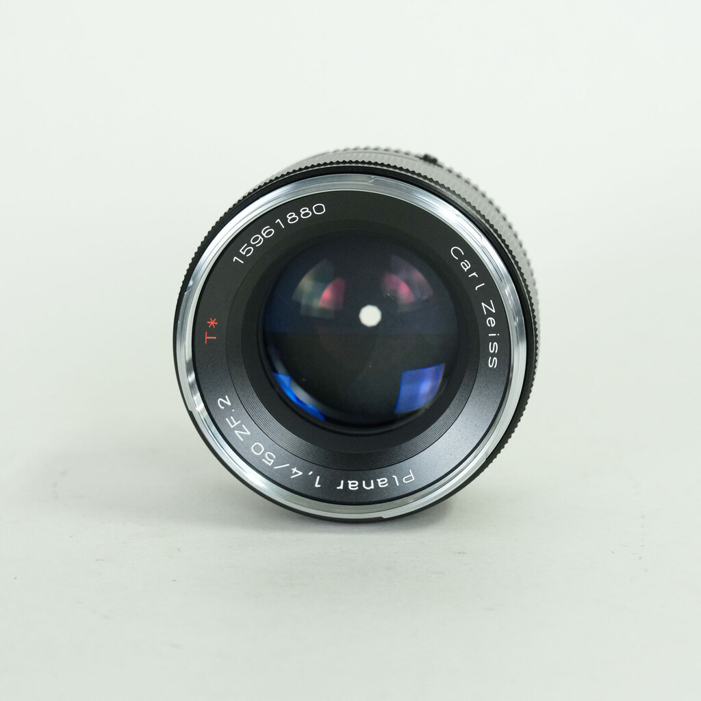 Carl Zeiss Planar T* 50mm F1.4 ZF.2 [ニコンF用]