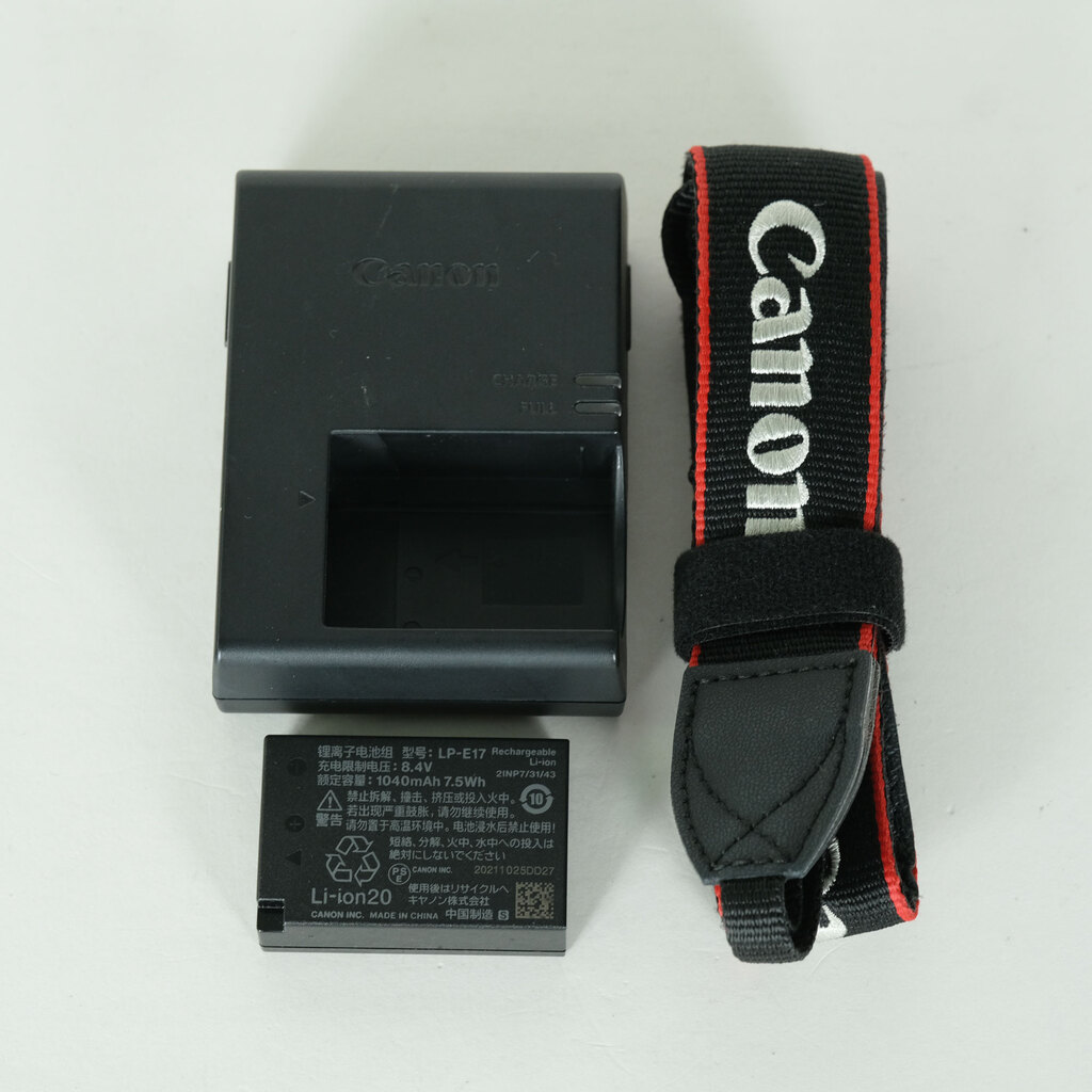 Canon EOS Kiss X10の出品 | ONE SCENE（ワンシーン）