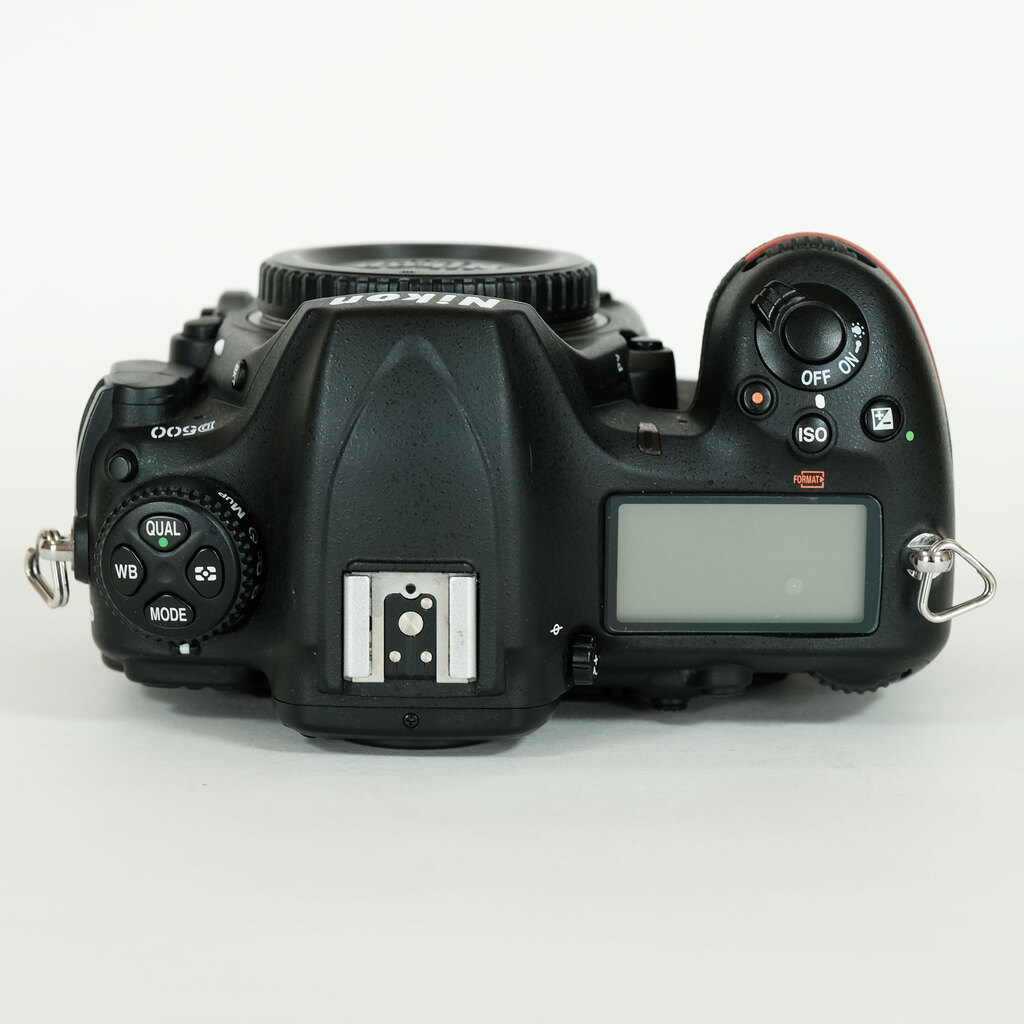 Nikon D500
