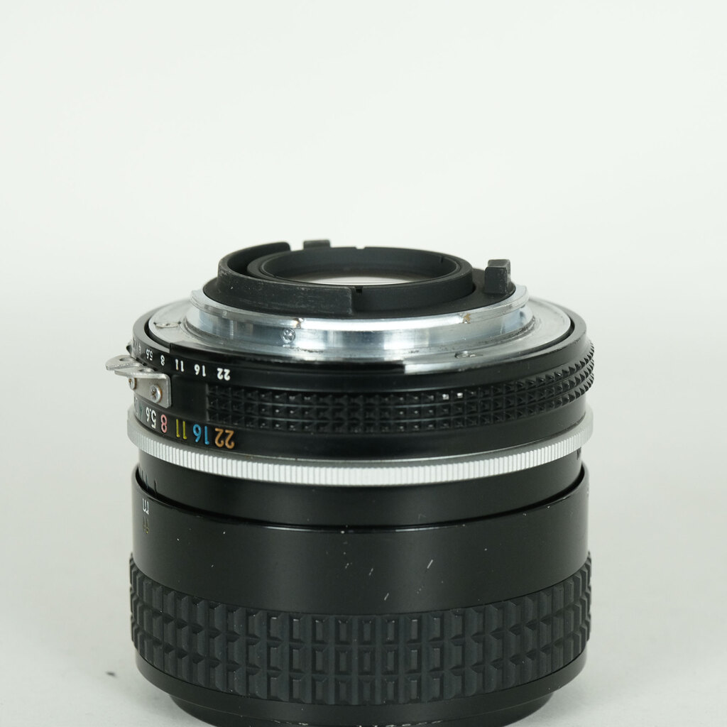 Nikon AI Nikkor 35mm F2S