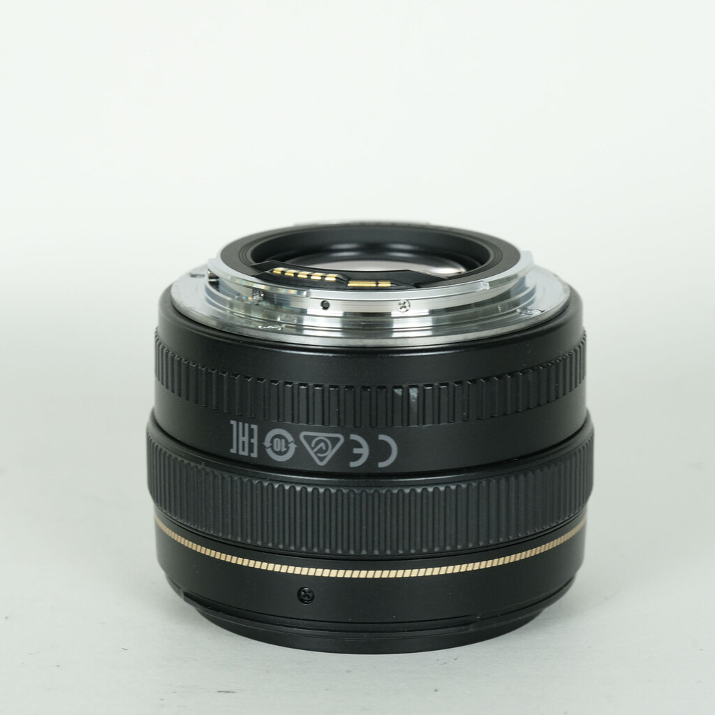 Canon EF50mm F1.4 USMの出品 | ONE SCENE（ワンシーン）