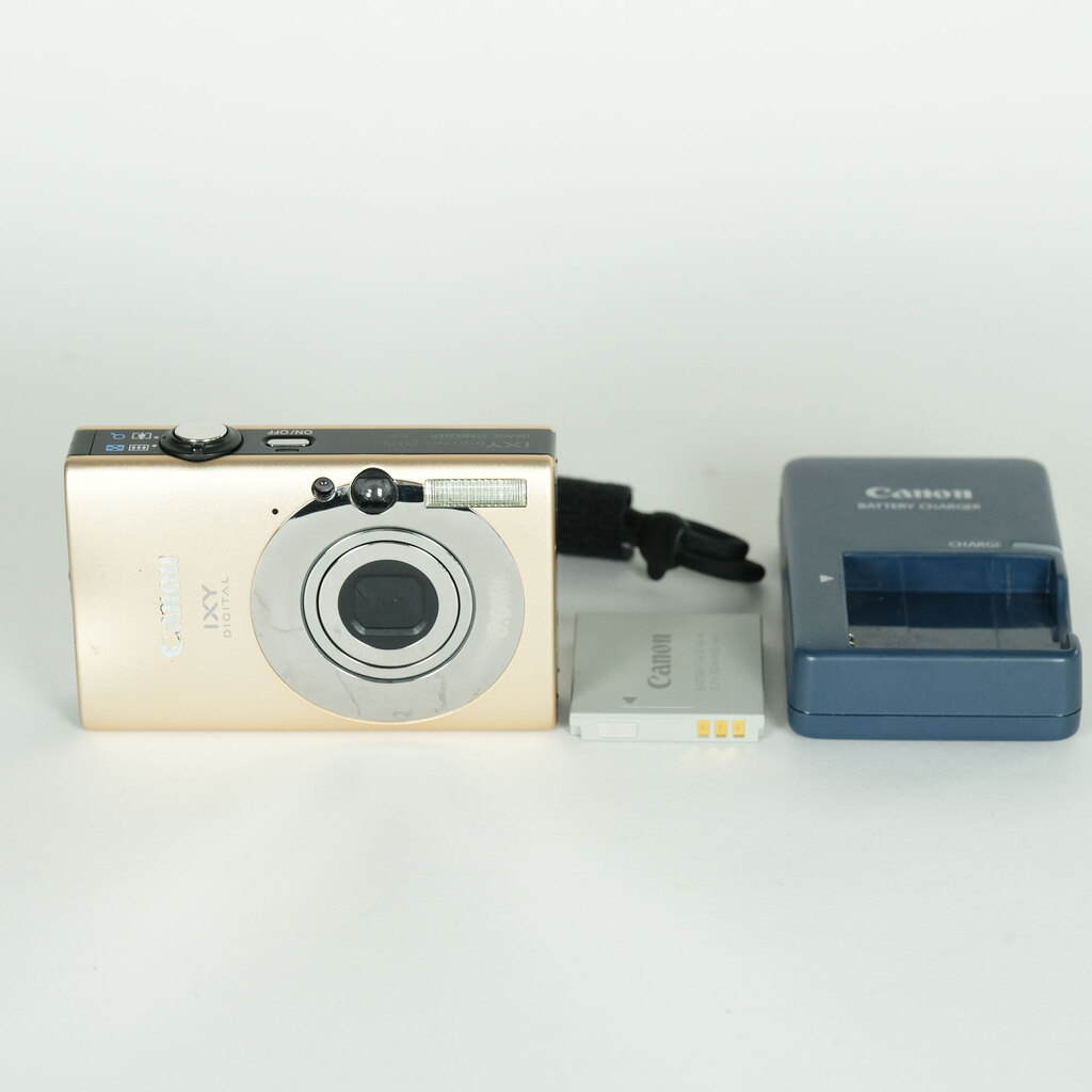 Canon IXY DIGITAL 20 IS ピンク