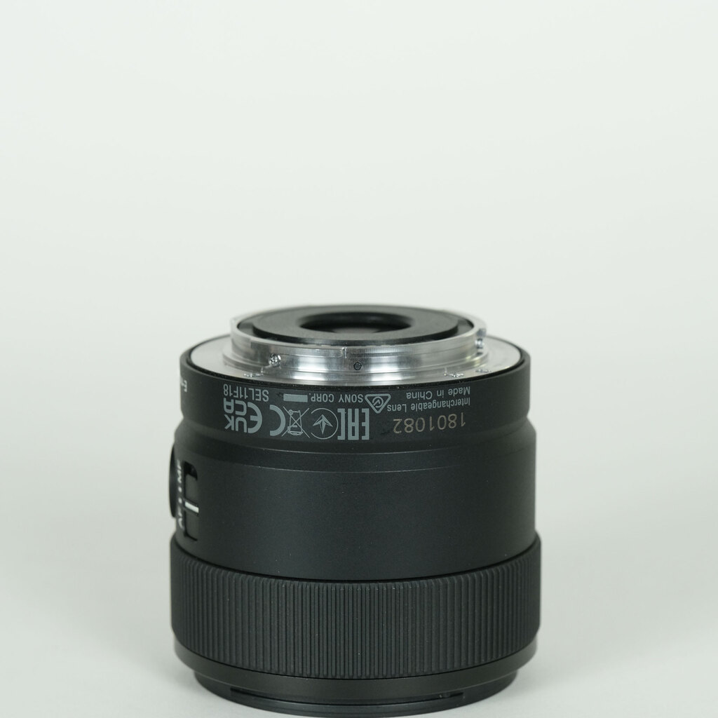 SONY E 11mm F1.8 SEL11F18