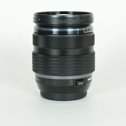 OLYMPUS M.ZUIKO DIGITAL ED 12-40mm F2.8 PRO OLYMPUS M.ZUIKO DIGITAL ED 12-40mm F2.8 PRO