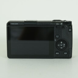RICOH GR III