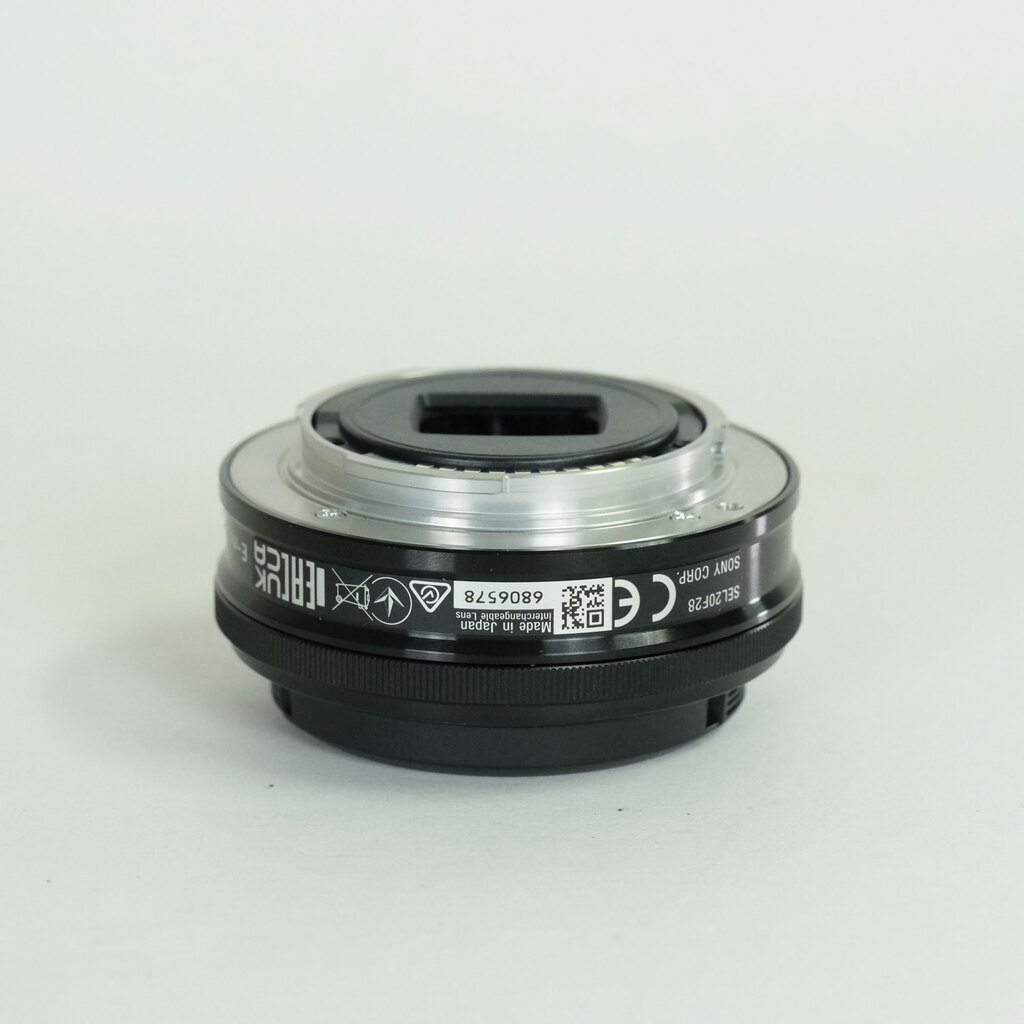 SONY E 20mm F2.8 SEL20F28