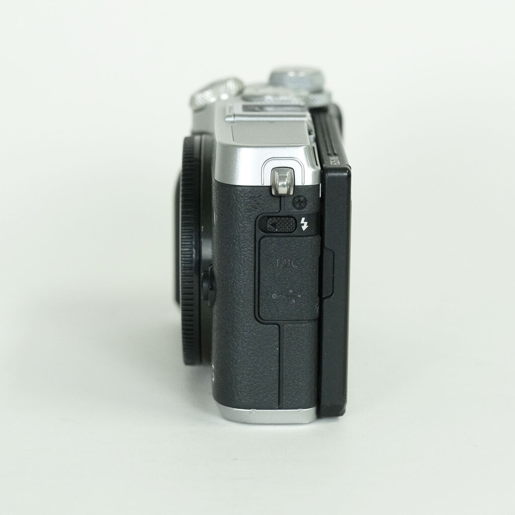 Canon EOS M6 Canon EOS M6