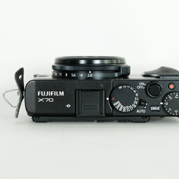 FUJIFILM X70 ブラック