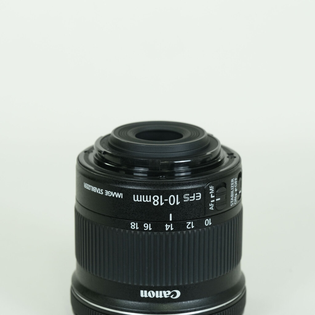 Canon EF-S10-18mm F4.5-5.6 IS STM