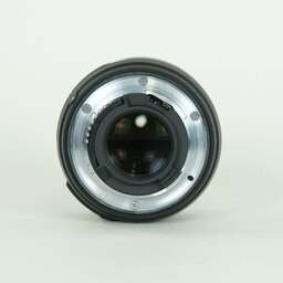 Nikon AF-S DX NIKKOR 35mm f/1.8G Nikon AF-S DX NIKKOR 35mm f/1.8G