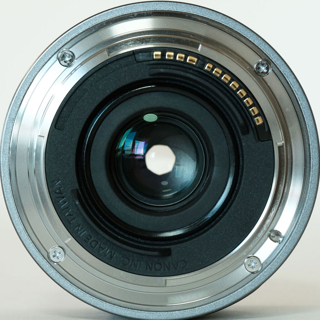 Canon RF16mm F2.8 STM
