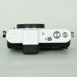 Nikon Nikon1 V1 ボディ ホワイト Nikon Nikon1 V1 ボディ ホワイト