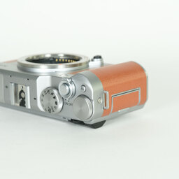 FUJIFILM X-A5 ボディ ブラウン