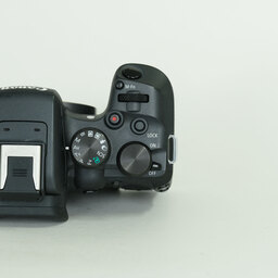 Canon EOS R10