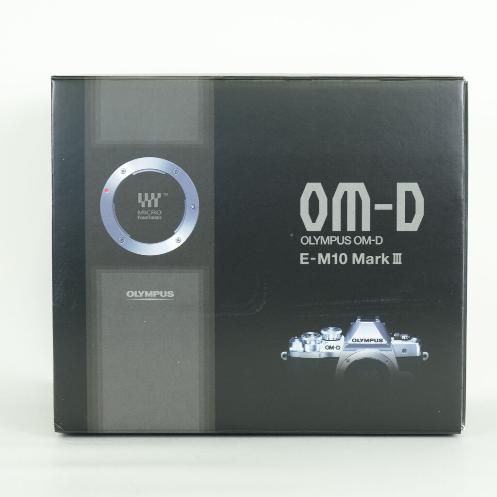 OLYMPUS OM-D E-M10 Mark III