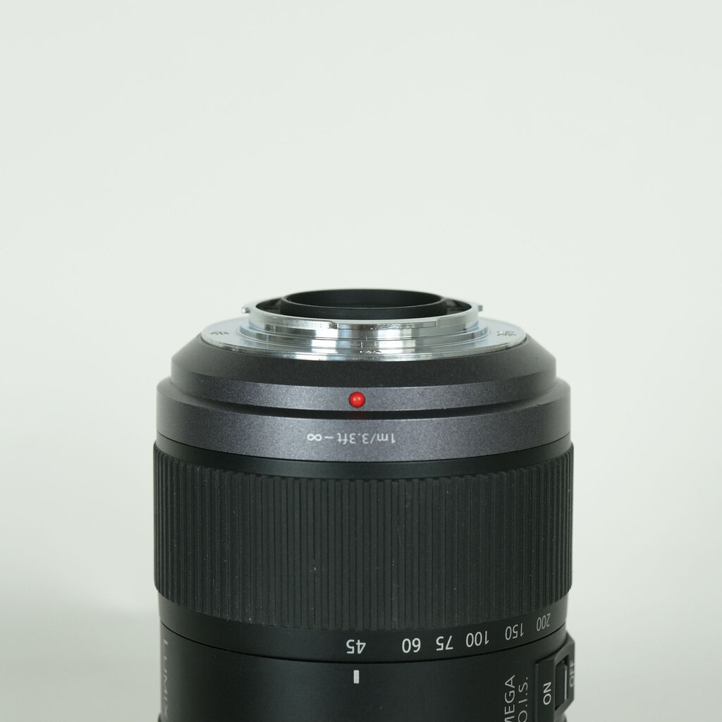 Panasonic LUMIX G VARIO 45-200mm F4.0-F5.6 MEGA O.I.S. H-FS045200