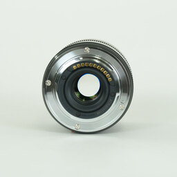 Panasonic LUMIX G MACRO 30mm F2.8 ASPH. MEGA O.I.S.