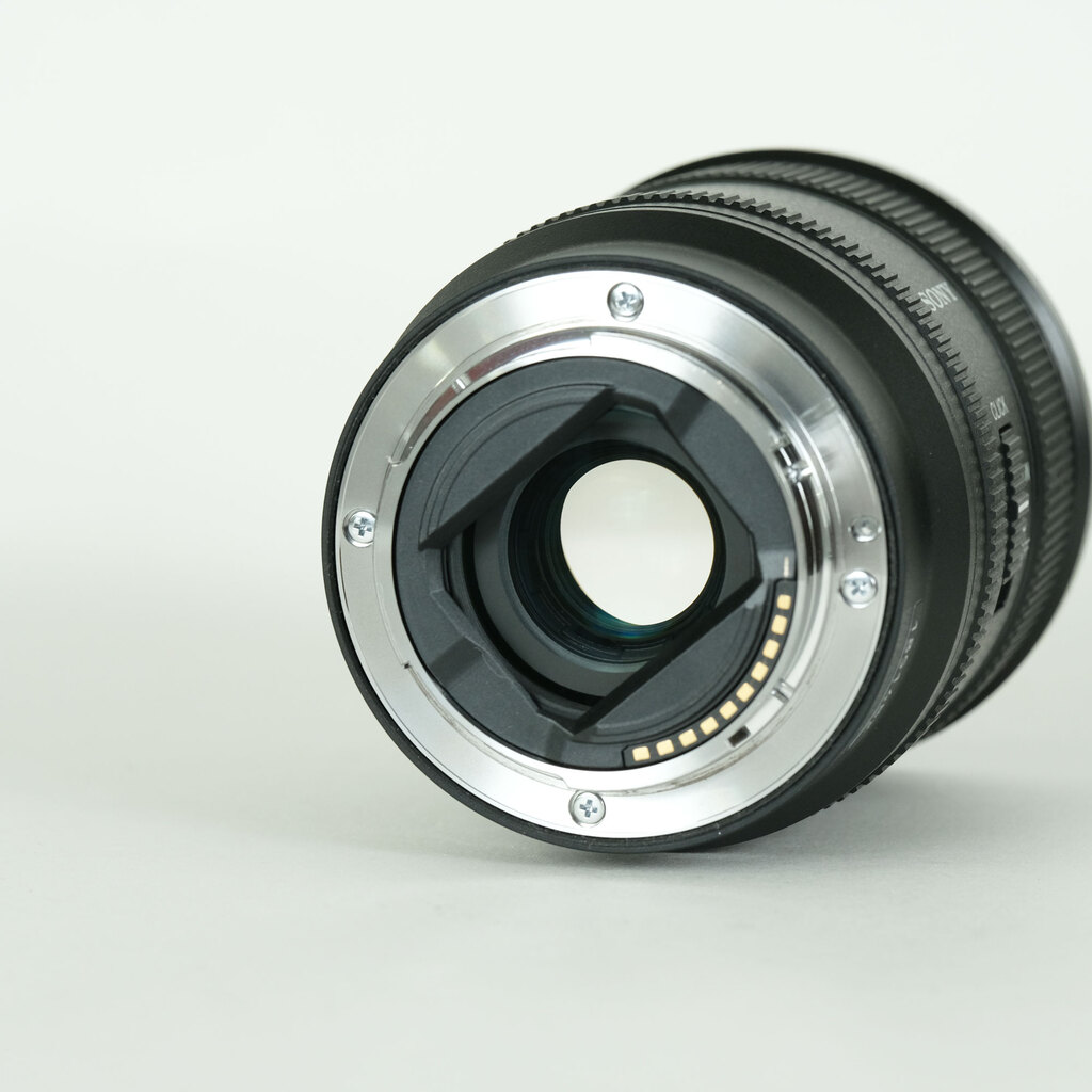 SONY FE 20mm F1.8 G SEL20F18G