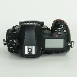 Nikon D850