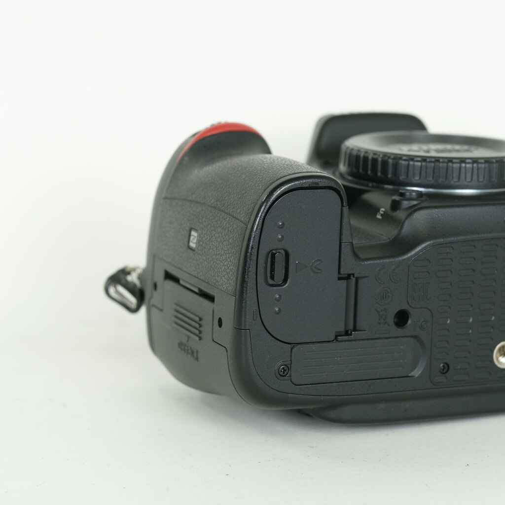 Nikon D7200