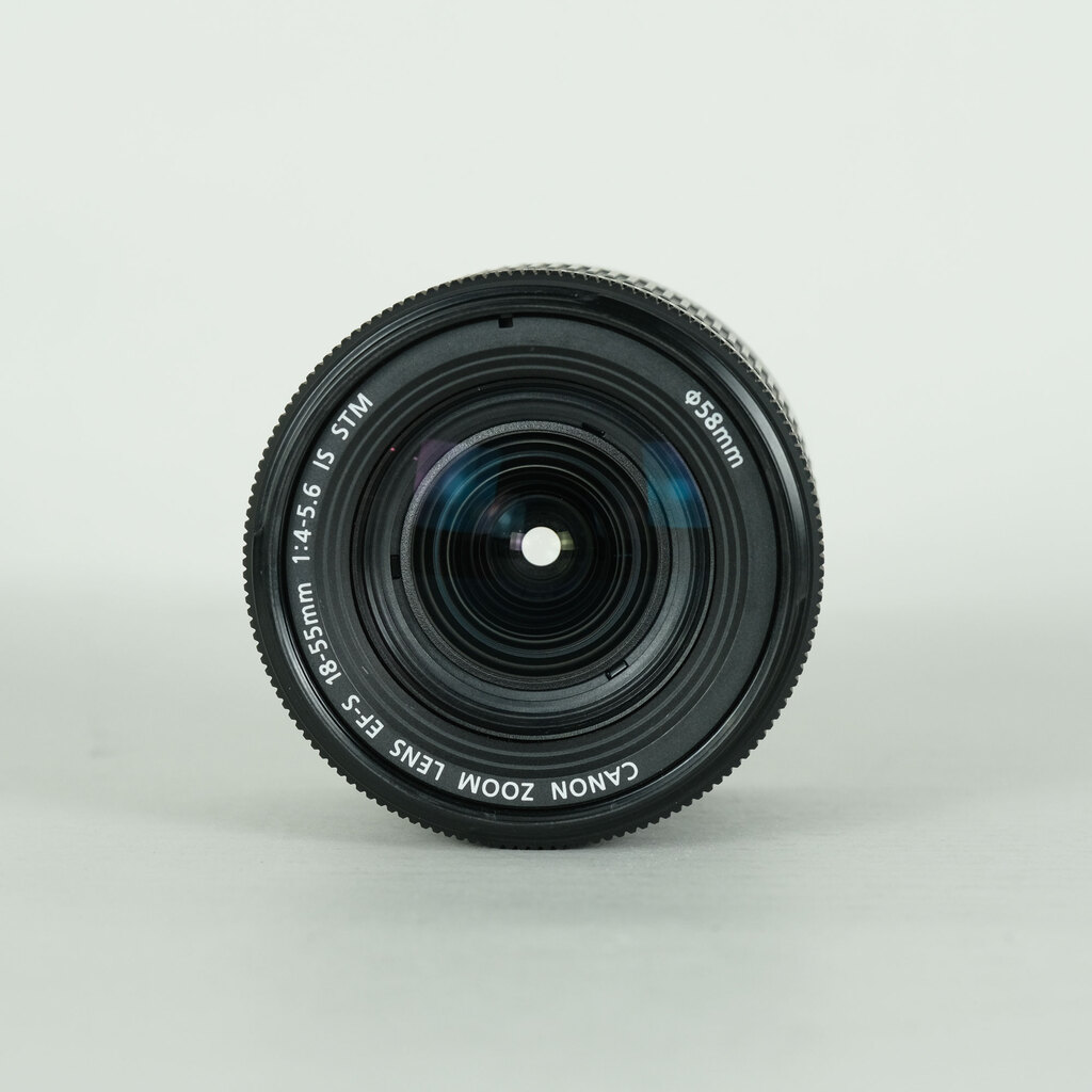 Canon EF-S18-55mm F4-5.6 IS STM