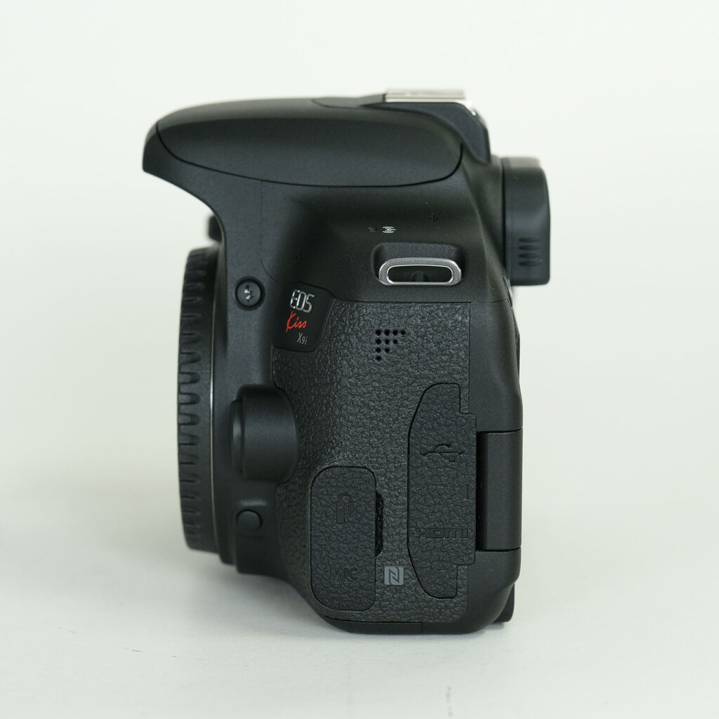 Canon EOS Kiss X9i