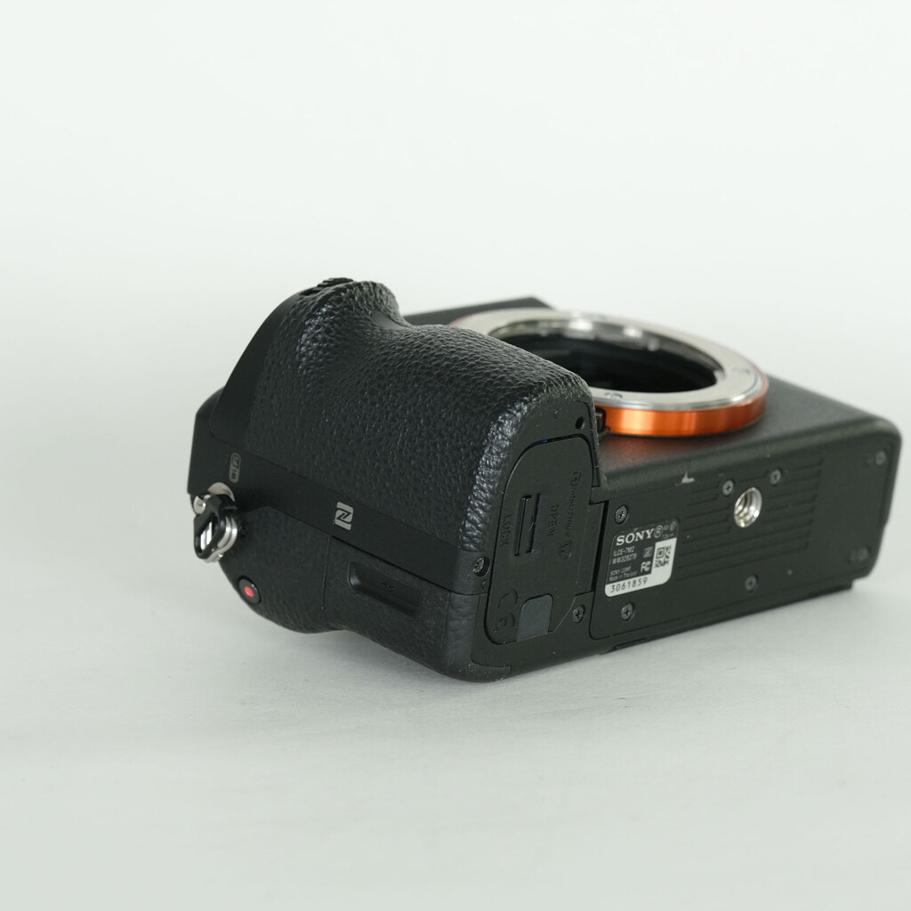 SONY α7 II(ILCE-7M2) SONY α7 II(ILCE-7M2)