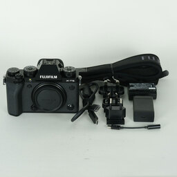 FUJIFILM X-T5