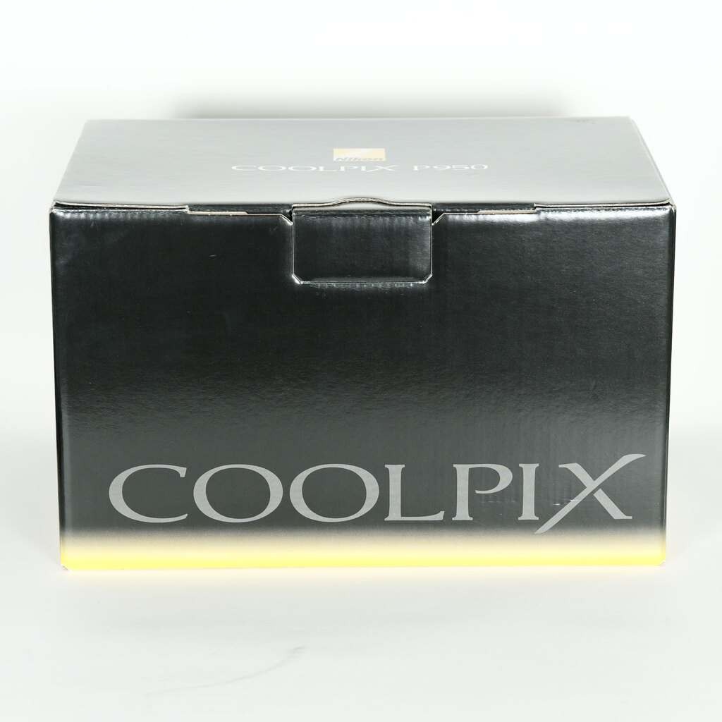 Nikon COOLPIX P950