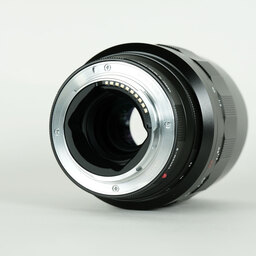 Voigtlander MACRO APO-LANTHAR 110mm F2.5 E-mount(ソニーE用) Voigtlander MACRO APO-LANTHAR 110mm F2.5 E-mount(ソニーE用)