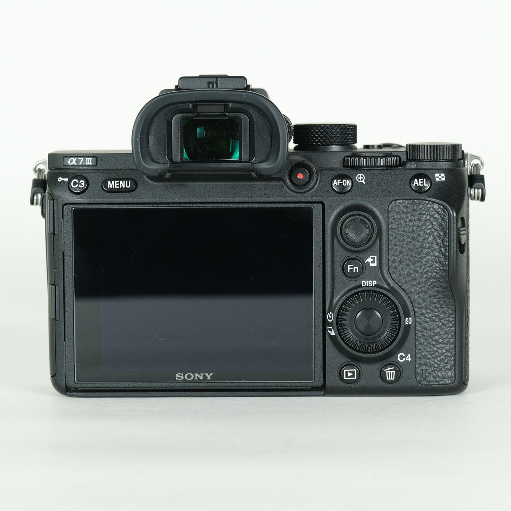 SONY α7 III(ILCE-7M3) SONY α7 III(ILCE-7M3)