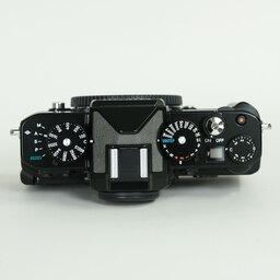 Nikon Z f プレミアムエクステリア張替済み