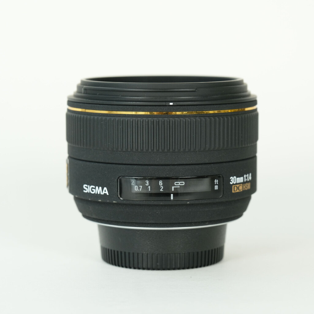 SIGMA 30mm F1.4 EX DC HSM 単焦点レンズ Nikon 30mm F1.4 EX DC HSM (ﾆｺﾝ AF) 中古価格比較 - 価格.com