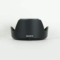 SONY E 18-135mm F3.5-5.6 OSS SEL18135