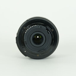 Nikon AF-S DX NIKKOR 18-55mm f3.5-5.6G VR II Nikon AF-S DX NIKKOR 18-55mm f3.5-5.6G VR II