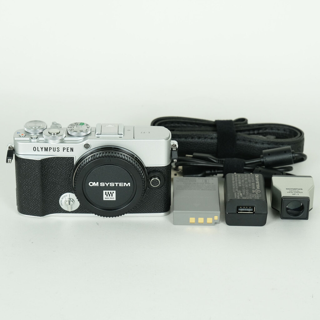 OLYMPUS PEN E-P7の出品 | ONE SCENE（ワンシーン）