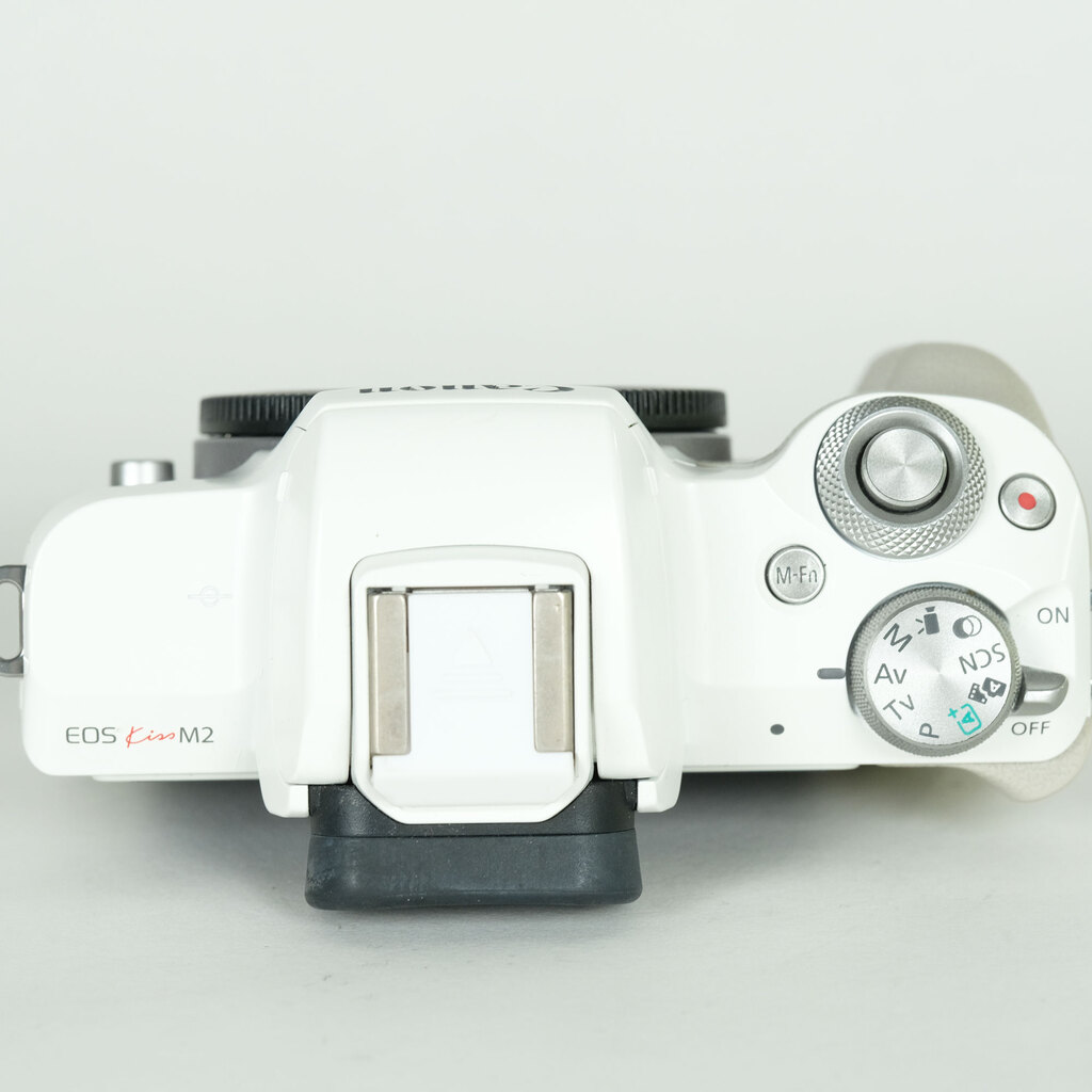 Canon EOS Kiss M2