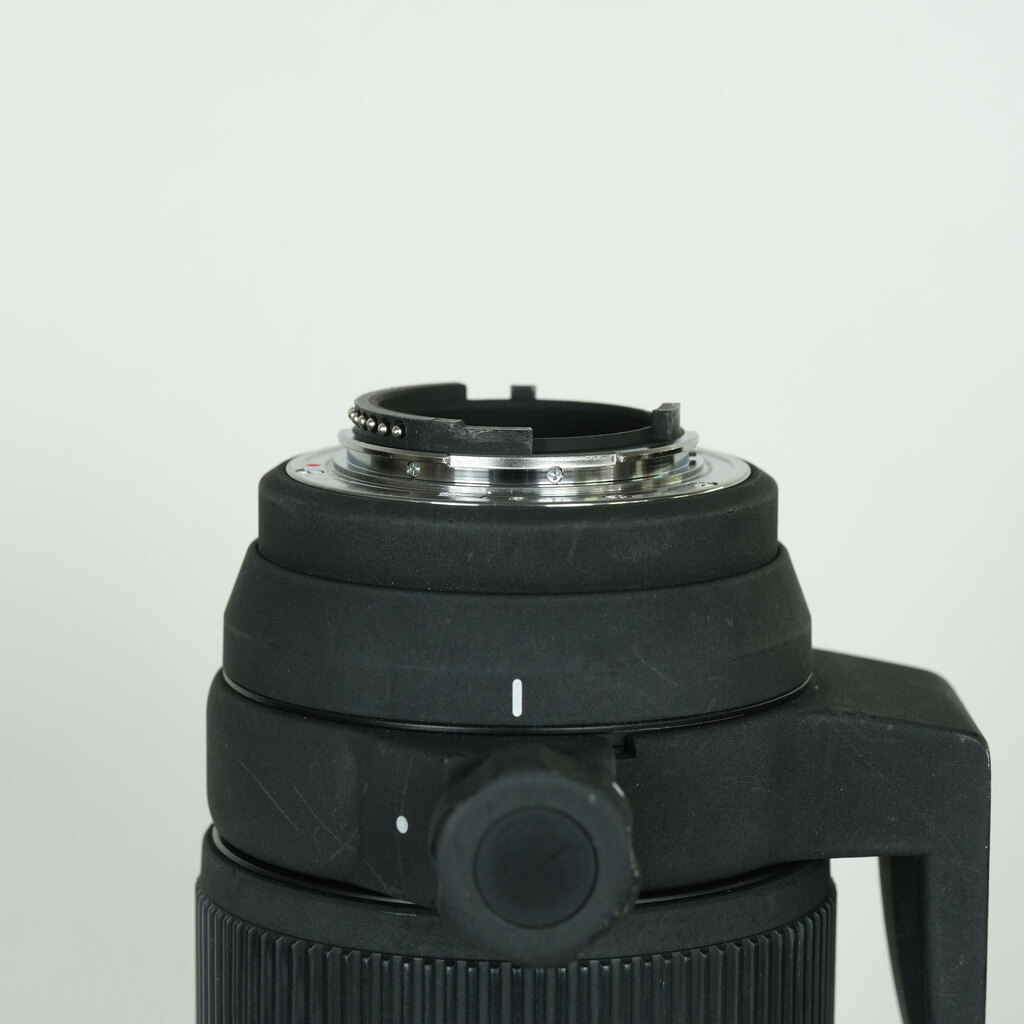 SIGMA APO 70-200mm F2.8 EX DG OS HSM [ニコンF用]