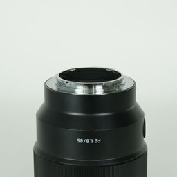 SONY FE 85mm F1.8 SEL85F18