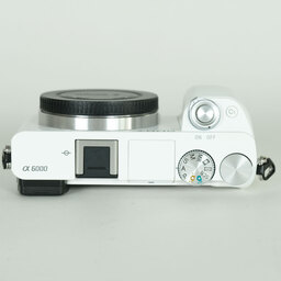 SONY α6000（ILCE-6000）