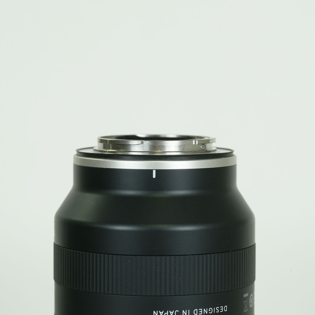 TAMRON 70-300mm F/4.5-6.3 Di III RXD (Model A047) [ソニーE用]