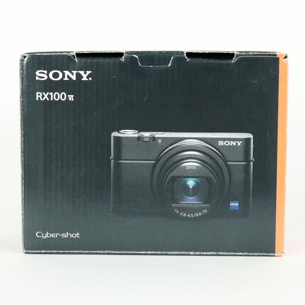 SONY Cyber-shot DSC-RX100M6