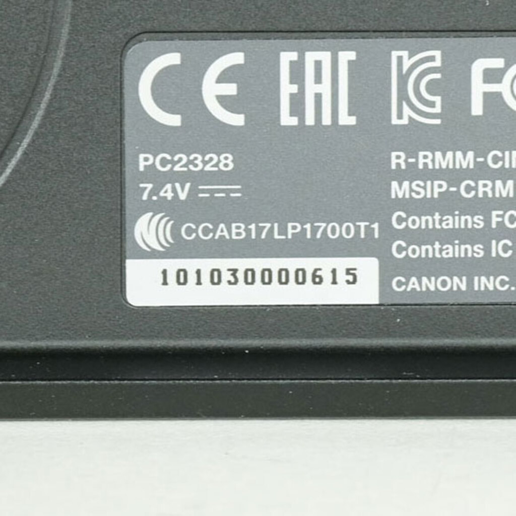 Canon EOS Kiss M Canon EOS Kiss M