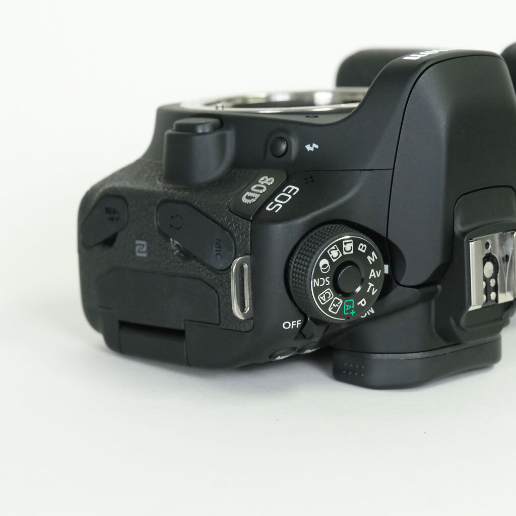 Canon EOS 80D Canon EOS 80D