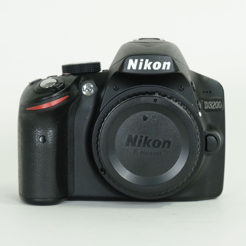Nikon D3200ボディ ブラック