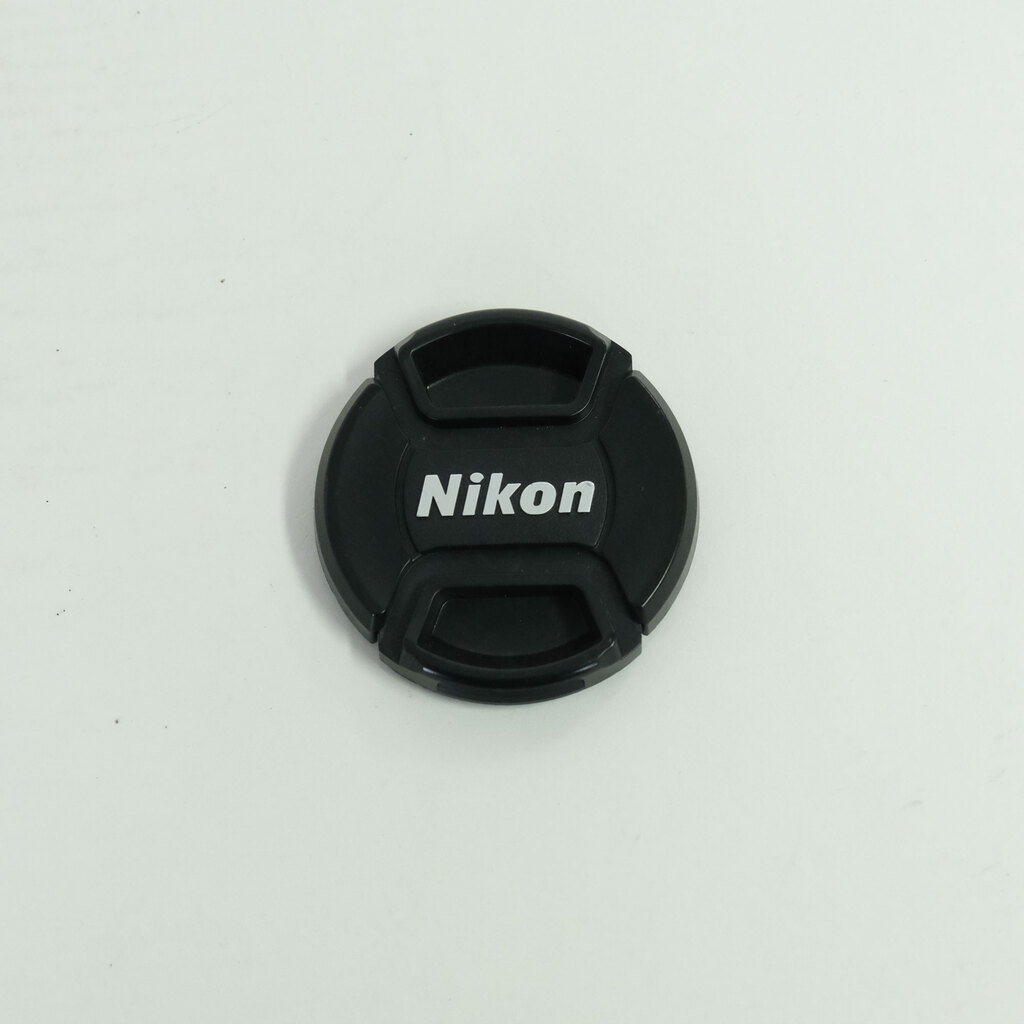 Nikon AF-S DX NIKKOR 18-55mm f3.5-5.6G VR II