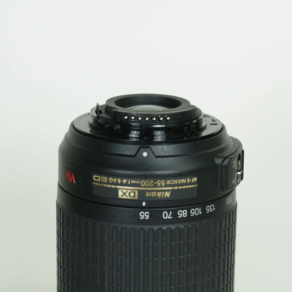 Nikon AF-S DX VR Zoom-Nikkor 55-200mm F4-5.6G IF-ED
