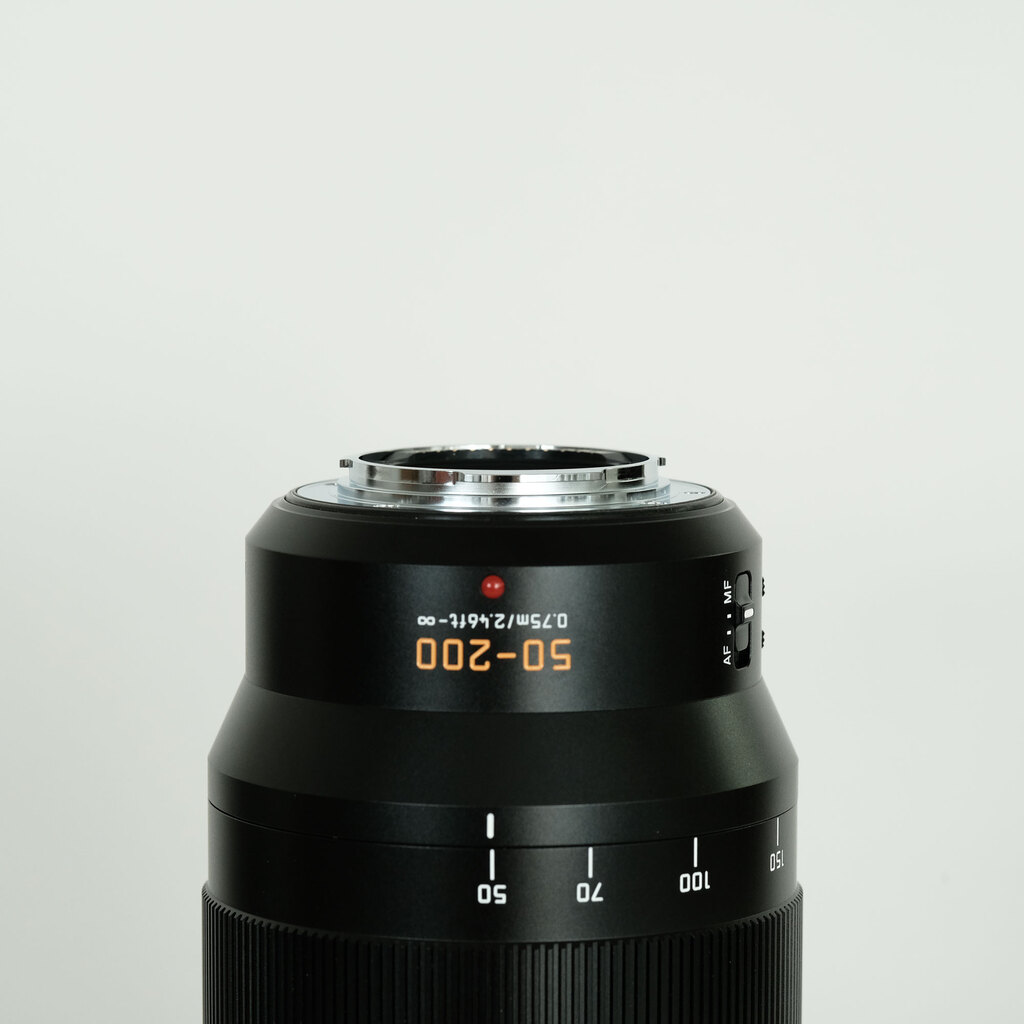 Panasonic LEICA DG VARIO-ELMARIT 50-200mm / F2.8-4.0 ASPH. / POWER O.I.S.