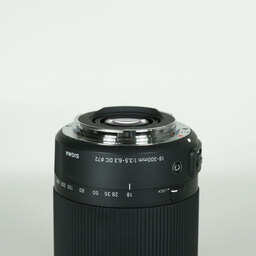 SIGMA 18-300mm F3.5-6.3 DC MACRO OS HSM｜Contemporary [キヤノンEF用]